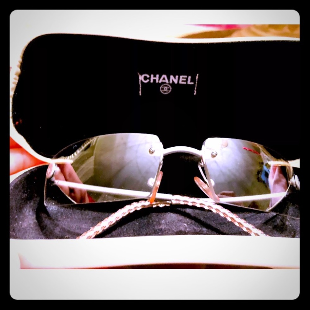 🌟 Rare! Chanel Rimless Clear Lens Sunglasses